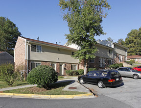 Fairburn Townhouses in Atlanta, GA - Building Photo - Building Photo