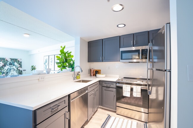 Avana Cliffside in Malden, MA - Building Photo - Interior Photo