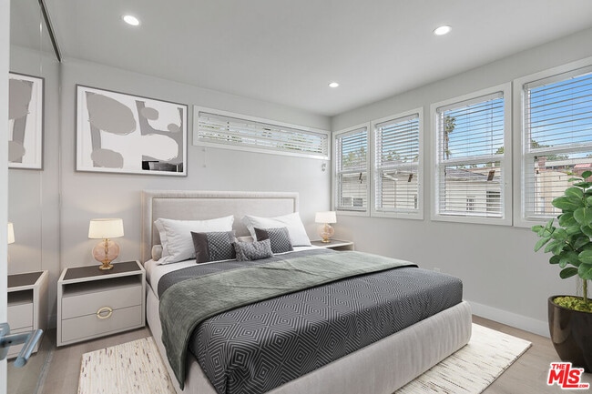 144 N Swall Dr in Beverly Hills, CA - Building Photo - Building Photo