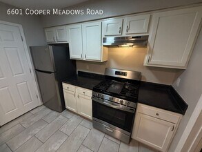 6601 Cooper Meadows Rd in Westerville, OH - Building Photo - Building Photo