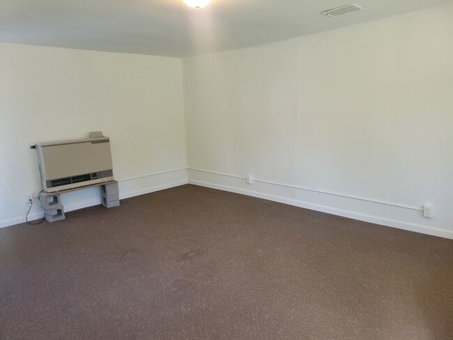 59 Pearl St, Unit #1 in Malone, NY - Building Photo - Building Photo