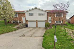 1642-1644-1644 S Sonora Dr in Columbia, MO - Building Photo