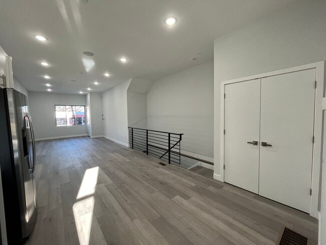 522 W Berks St, Unit 1 in Philadelphia, PA - Foto de edificio - Building Photo