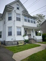 181 High St in Naugatuck, CT - Building Photo