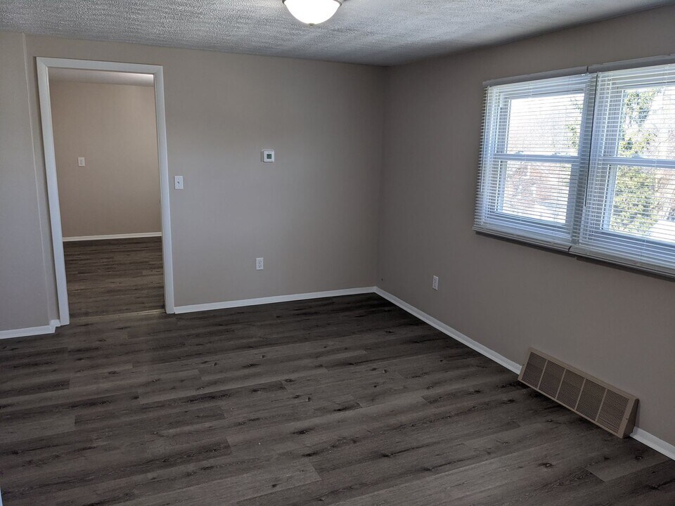 1826 W 8th St in Erie, PA - Building Photo