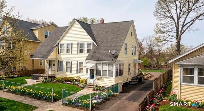 79 Atwater St in West Haven, CT - Building Photo - Building Photo