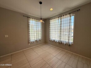 7043 W Maya Way in Peoria, AZ - Building Photo - Building Photo