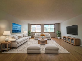 22 W 25th St, Unit 2I in Bayonne, NJ - Building Photo