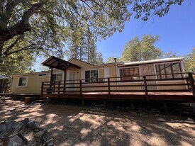 17093 Cobblestone Ln in Nevada City, CA - Building Photo