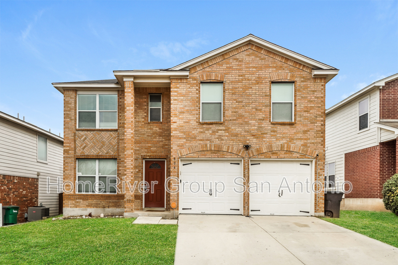 806 Amber Knoll in San Antonio, TX - Foto de edificio