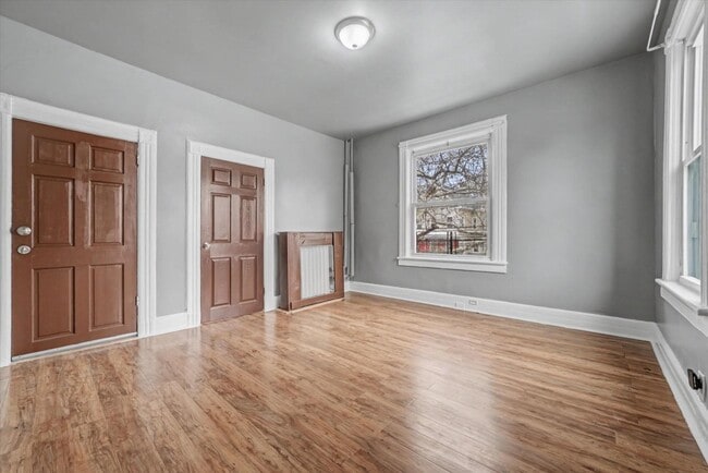 250 S 5th Ave in Mount Vernon, NY - Building Photo - Building Photo