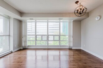 31-631 Bales Ave in Toronto, ON - Building Photo - Building Photo