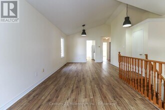 71 Donald Crescent in Wasaga Beach, ON - Building Photo - Building Photo