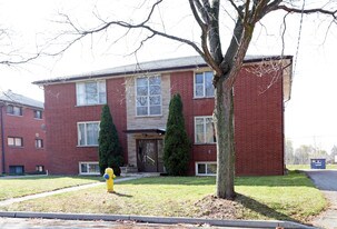 11 Balfour Pl in London, ON - Building Photo