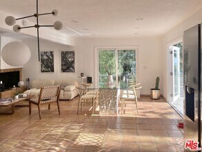 640 Rome Dr in Los Angeles, CA - Building Photo - Building Photo