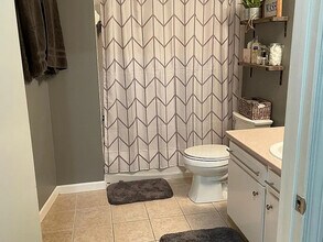 115 W Peachtree Pl NW in Atlanta, GA - Foto de edificio - Building Photo