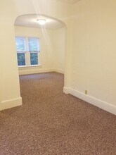 522 W Maple Ave in Beaver Dam, WI - Foto de edificio - Building Photo