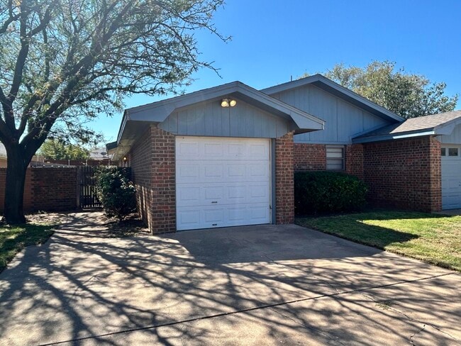 6109 38th St in Lubbock, TX - Building Photo - Building Photo