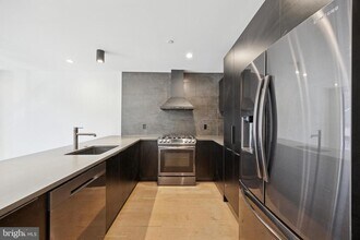 1433 Fitzwater St in Philadelphia, PA - Building Photo - Building Photo