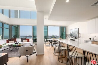 200 W Ocean Blvd in Long Beach, CA - Building Photo - Building Photo