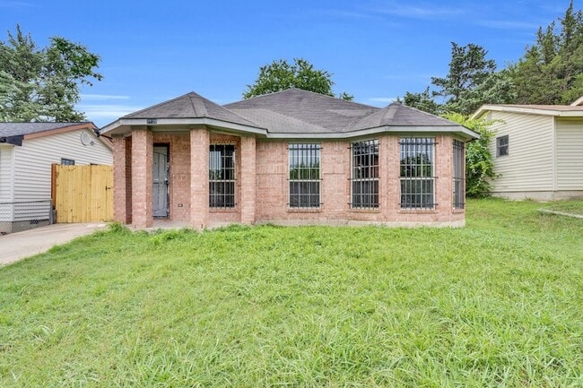 property at 2520 Fatima Ave