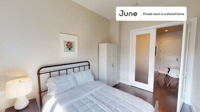 Room in Shared 4 bed/2 bath home in New York, NY - Foto de edificio - Building Photo