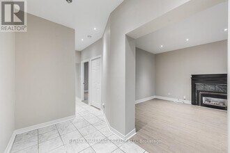 10 Biggar Ave in Toronto, ON - Building Photo - Building Photo