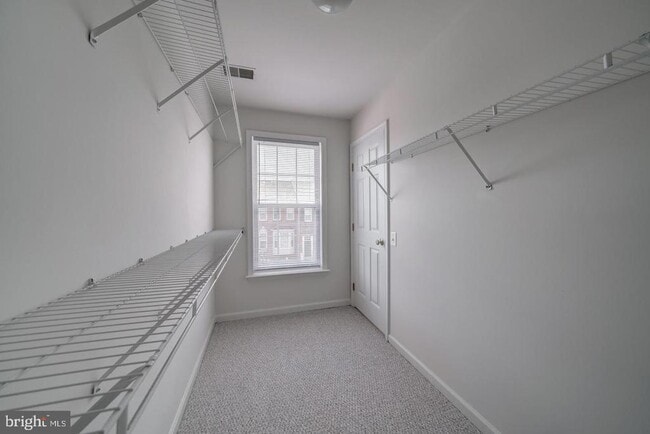 6138 Manchester Park Cir in Alexandria, VA - Building Photo - Building Photo