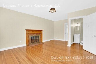 159 Pleasant St in Easthampton, MA - Building Photo - Building Photo