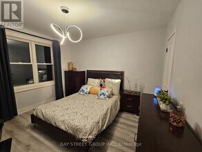 46 Lowcrest Blvd in Toronto, ON - Building Photo - Building Photo