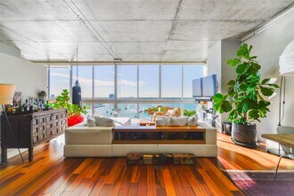 7934 West Dr in North Bay Village, FL - Building Photo - Building Photo