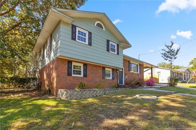 1440 Marlborough Rd in Fayetteville, NC - Building Photo - Building Photo