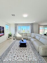 5396 High Vly Ln in Antioch, CA - Building Photo - Building Photo