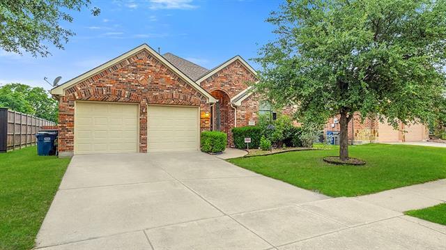 2224 Crestridge Dr in Little Elm, TX - Building Photo