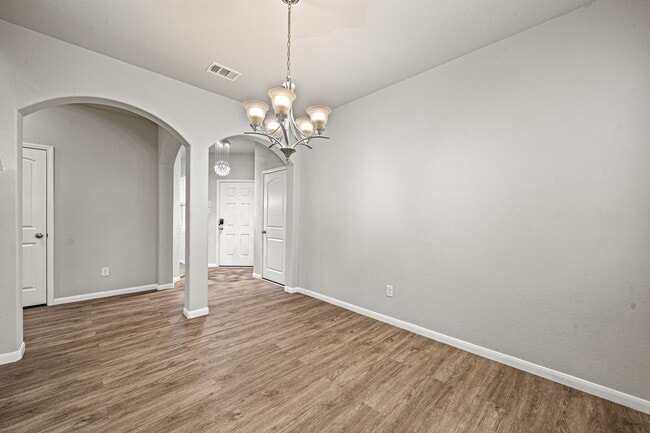 13826 Andover Park Dr