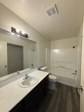 7218 Kelley Dr in Stockton, CA - Building Photo - Building Photo