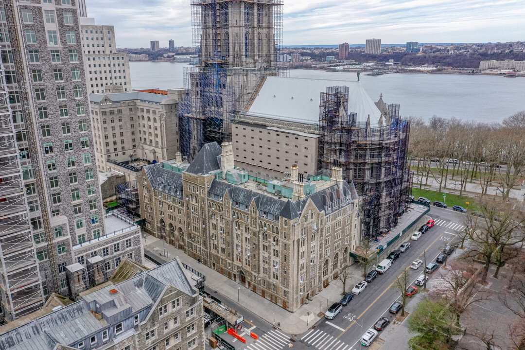 McGiffert Hall in New York, NY - Building Photo