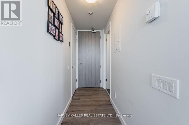 70-3670 Distillery Lane in Toronto, ON - Building Photo - Building Photo