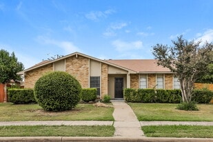 3401 Aquarius Cir in Garland, TX - Building Photo