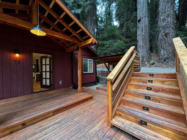 72 California St in Camp Meeker, CA - Building Photo - Building Photo