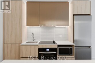 70 Ordnance St in Toronto, ON - Building Photo - Building Photo