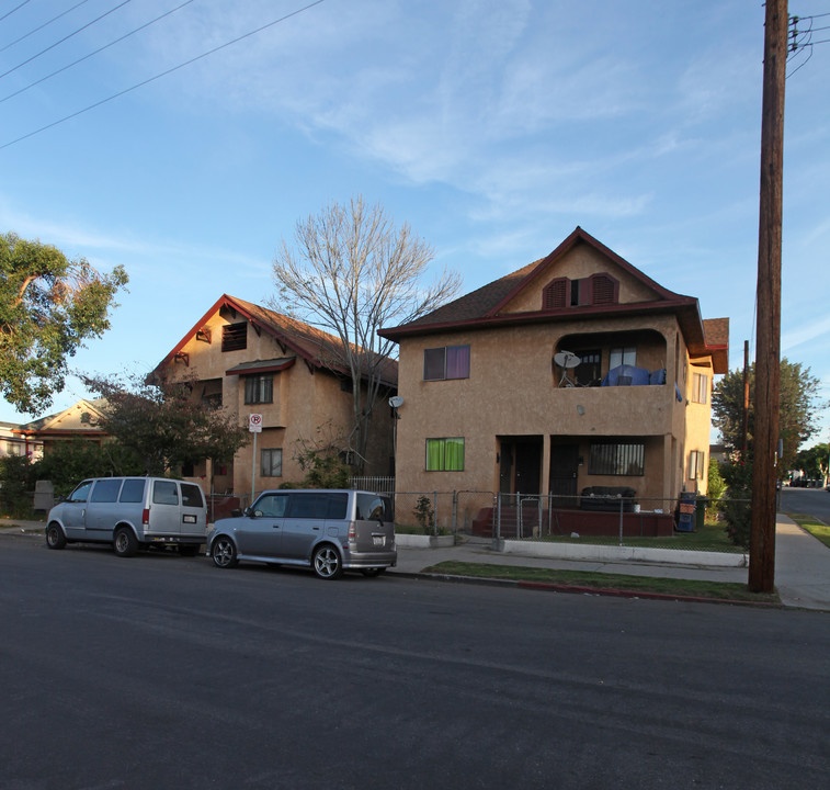 2125 Manitou Ave in Los Angeles, CA - Foto de edificio