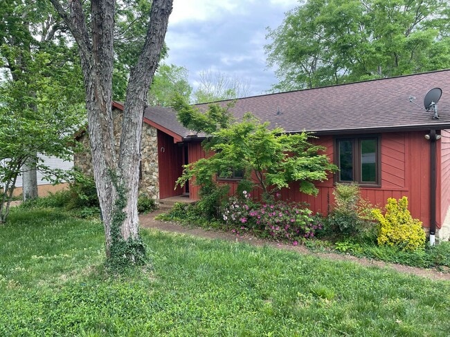 6808 River Ridge Dr in Nashville, TN - Building Photo - Building Photo