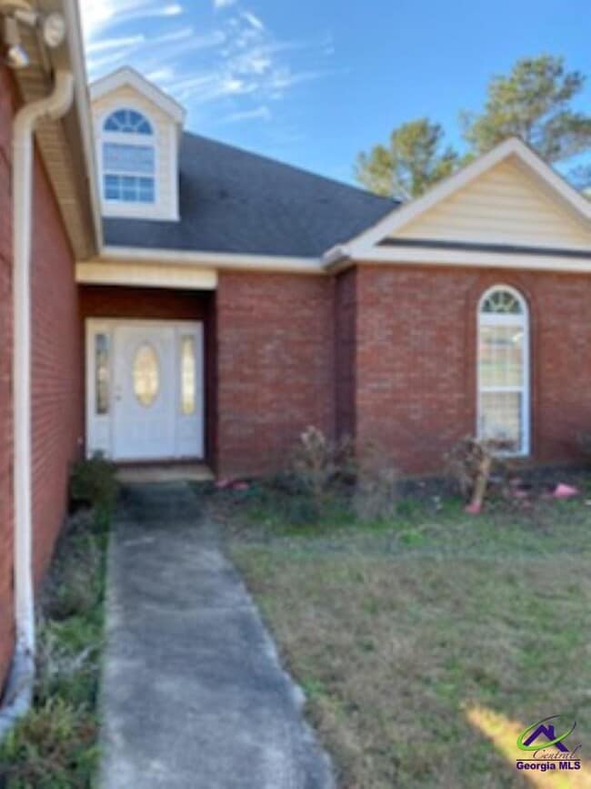 property at 131 Huntley Dr