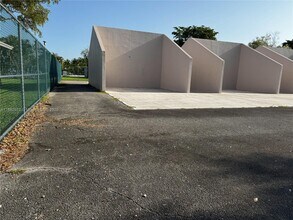 8540 SW 133rd Avenue Rd in Miami, FL - Building Photo - Building Photo