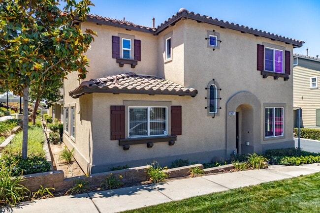 34071 Lily Rd in Yucaipa, CA - Building Photo - Building Photo