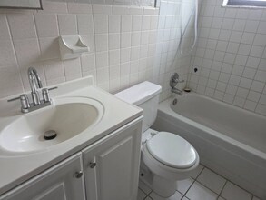 320 Blanco Ct in Avon Park, FL - Building Photo - Building Photo