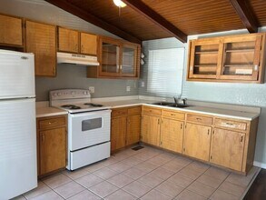 4010 Legion Rd in Hope Mills, NC - Building Photo - Building Photo