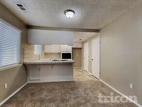 3400 Suffolk Dr in Ceres, CA - Building Photo - Building Photo