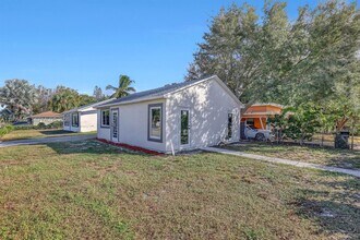 802 S M St in Lake Worth Beach, FL - Building Photo - Building Photo